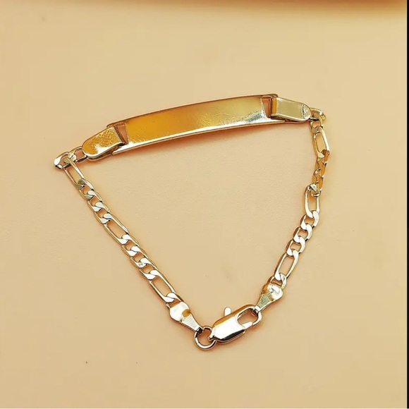 Other - 14k gold plated figaro bracelet with high quality lobster clasp
for girls   NWT
